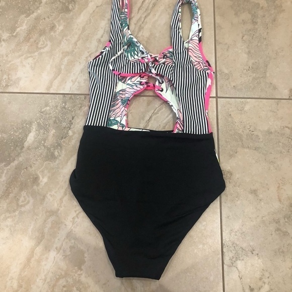 MAAJI Fairground Reversible Swimsuit SZ. S​​​​​​​​​​​ - Picture 4 of 6